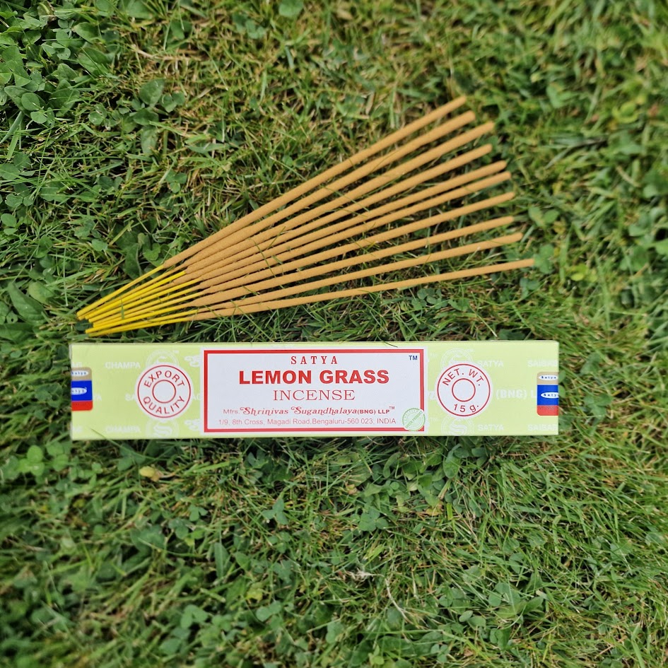 Box of Satya Lemongrass incense sticks with bright, refreshing citrus scent
