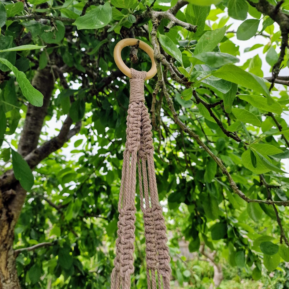 Handmade Macrame Plant Hanger with Wooden Shelf – Square Knot
