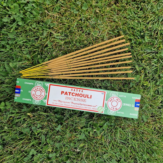 Satya Patchouli incense box with natural hand-rolled sticks for grounding and relaxation